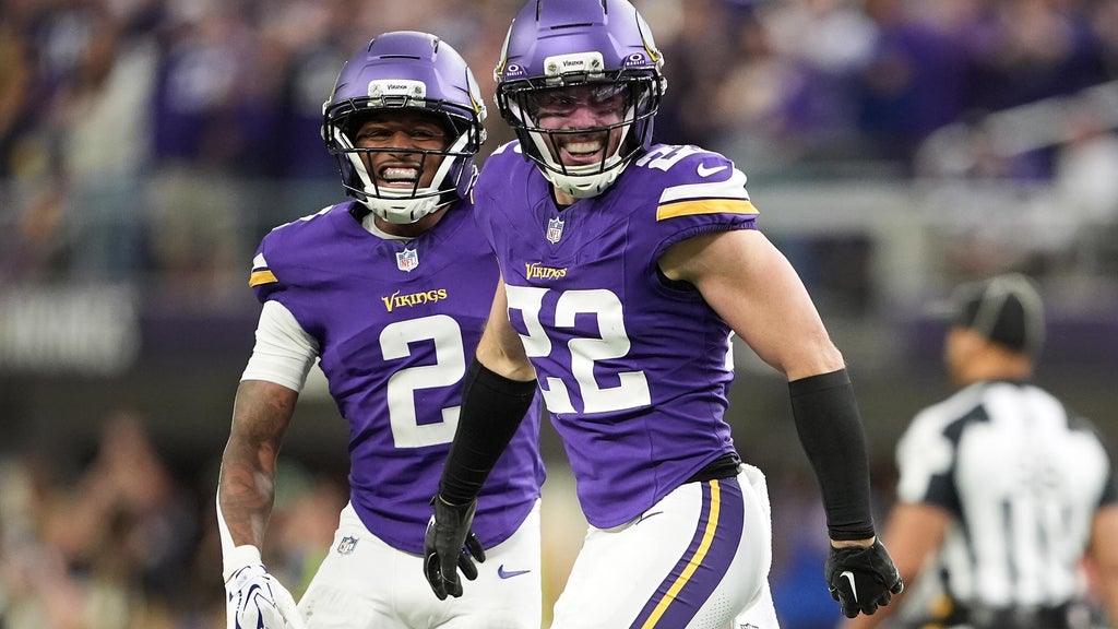 Vikings defense clamps down on Daniel Jones and the Colts for a 16-10 victory to stay undefeated — WCCO / CBS Minnesota, Dallas Arts news