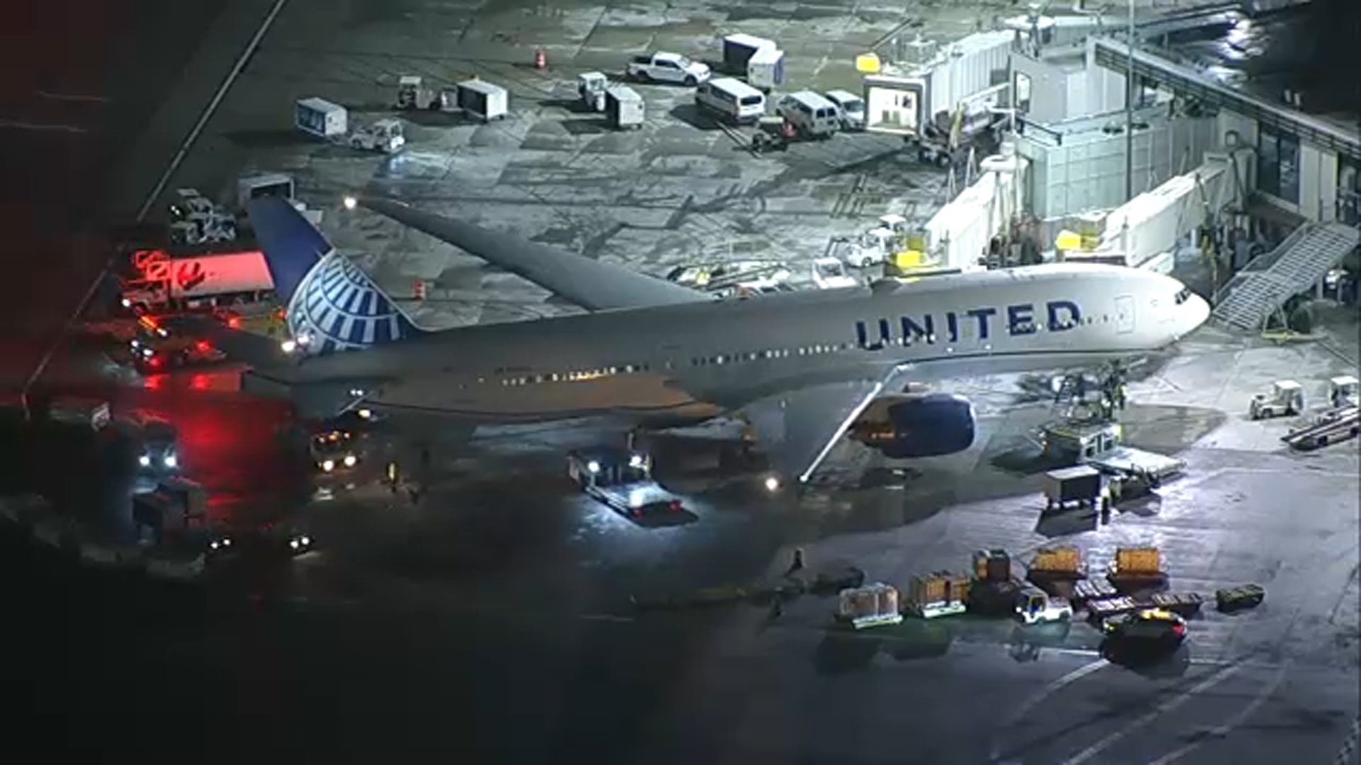 At least 2 flight attendants injured after severe turbulence on United flight from Hawaii to LA
— ABC 7 Bay Area, Dallas Community news