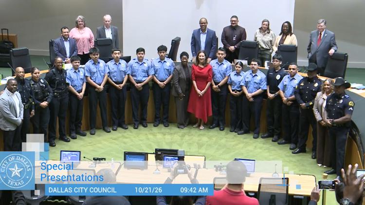 Council member 'surprised' to see Dallas Police spokesperson at city meeting while under criminal investigation — WFAA (Dallas-Fort Worth), Dallas Community news
